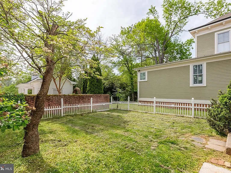 1404 Washington Ave — Photo 39