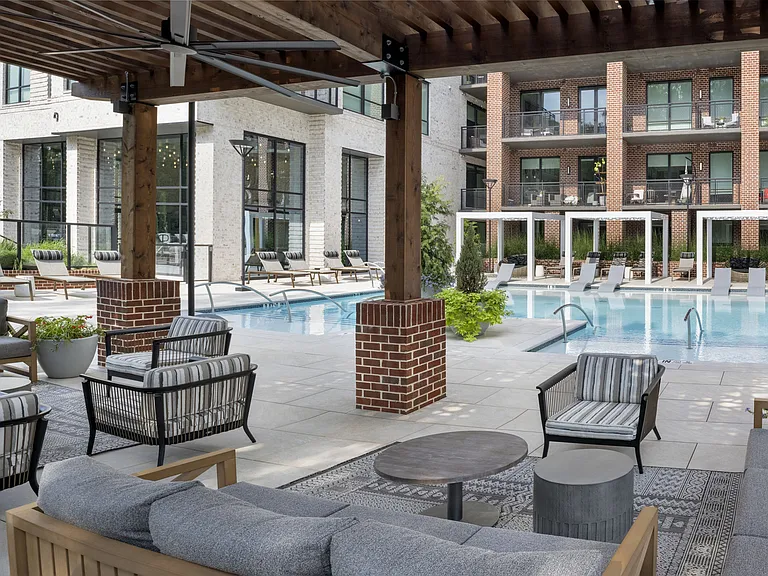Camden Buckhead — Photo 40