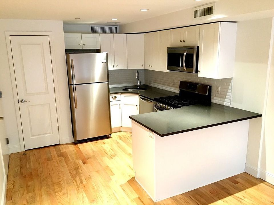 1st image of 3093 38th St APT 4A