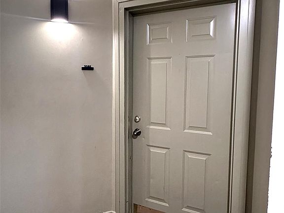 5th image of 70 Johnes Street #328E