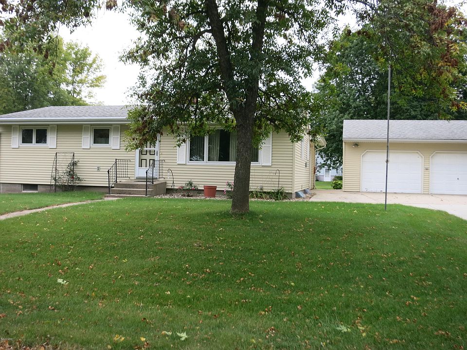 1st image of 709 5th Ave S