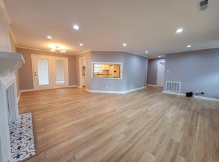 504 Chestnut St, Clinton, SC 29325