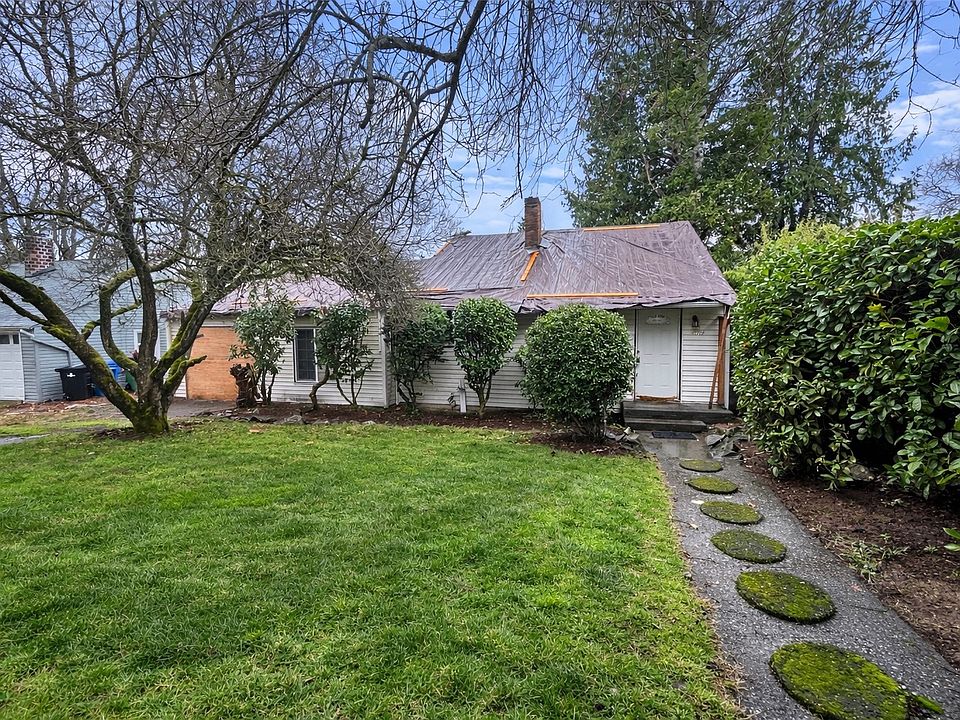 1st image of 16919 12th Place NE