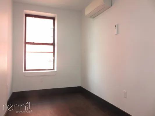 Rented by Rennit Inc. | media 21