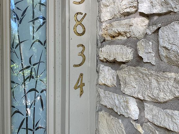 2nd image of 3834 Dry Creek Dr
