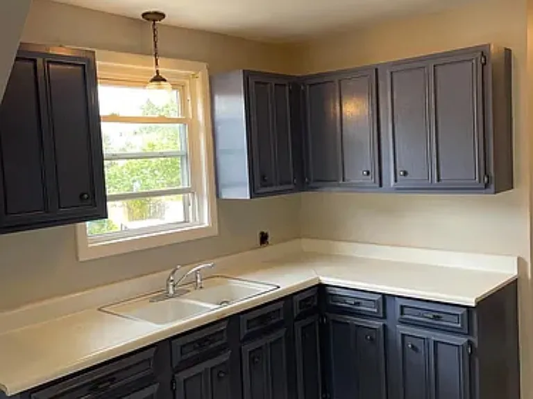14 Lind Ave #2 — Photo 3