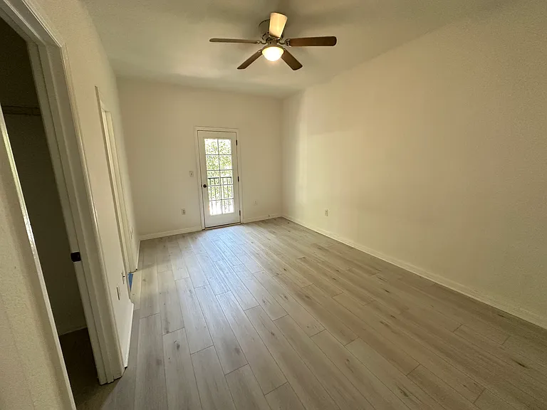 1802 Bassinger St — Photo 7