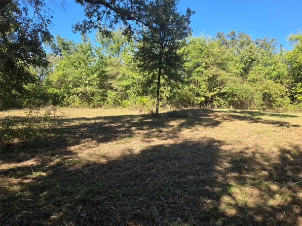 532 County Road 1780, Mount Pleasant, TX 75455