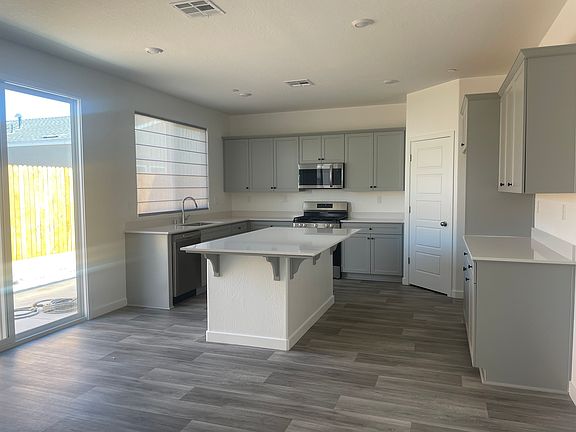 3rd image of 2780 N Jason Ave