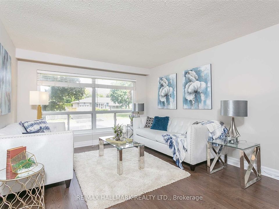 1st image of 52 Tweedrock Cres