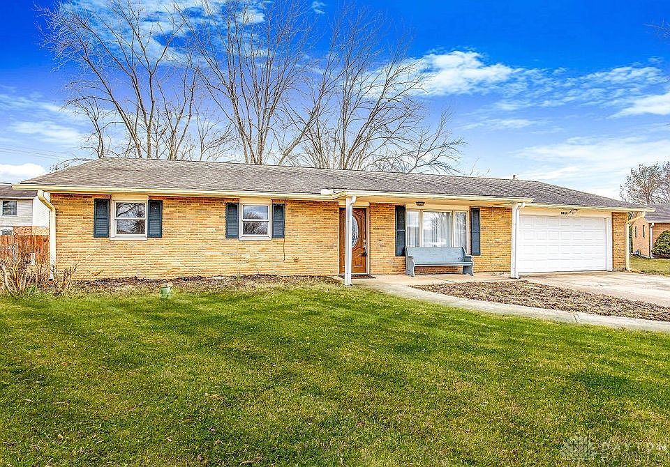 1st image of 7370 Skylark Cir