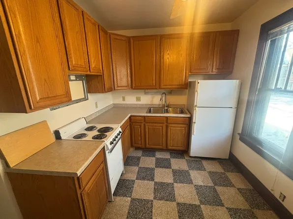 212-214, 212-214 N Blount St #3ab2c63fb, Madison, WI 53703