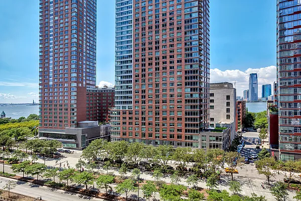 Rented by New York Residence | media 48