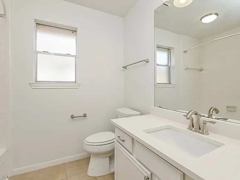 4923 Bayboro Park Dr — Photo 17