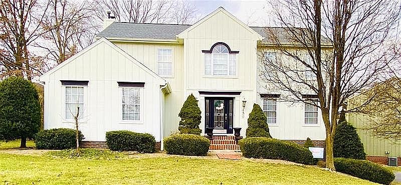 1st image of 439 Monmouth Dr