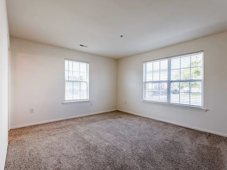 Cannon and Westover Apartment Homes — Photo 11