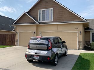 691 E Ridgestone Dr, Kuna, ID 83634