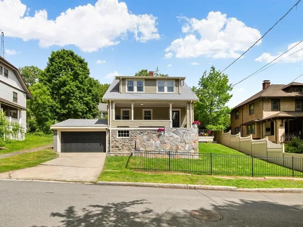 27 Fellsmere Rd, Malden, MA 02148