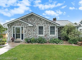 2400 Allen Rd, Ortonville, MI 48462