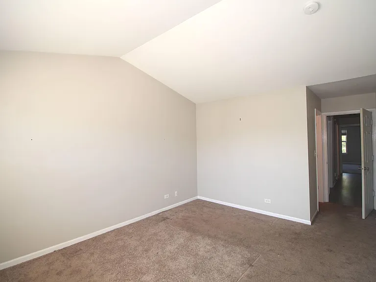 2518 Golf Ridge Cir #2518 — Photo 16