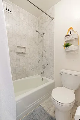 Rented by Compass | media 9