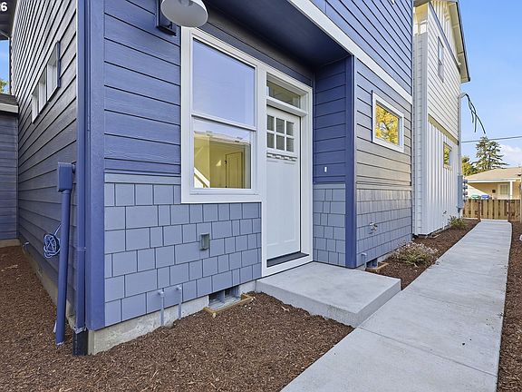 3rd image of 8718 SE Bybee Blvd