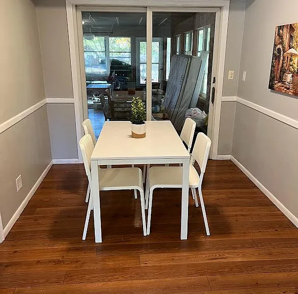 10930 Johnson Ave S — Photo 5