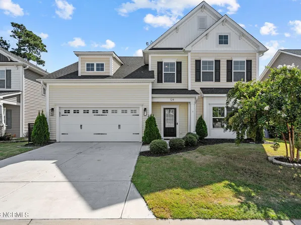 124 Collins Way, Hampstead, NC 28443