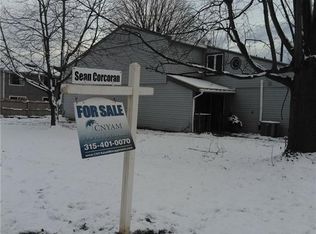 3714D Henley Ct, Baldwinsville, NY 13027