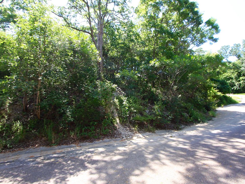 2nd image of 5509 Summerhill Ln