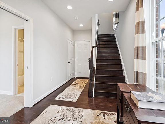 5th image of 8866 Orchard Ln