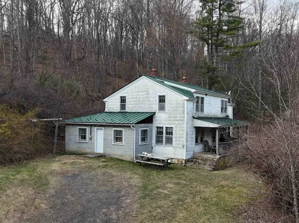 19107 Sam Snead Hwy, Warm Springs, VA 24484
