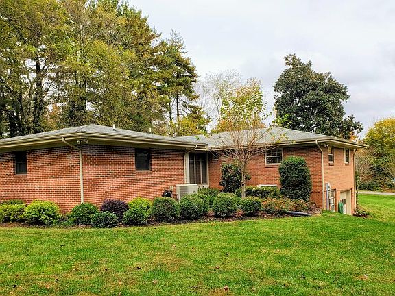 4th image of 110 Morgan Johnston Cir NE