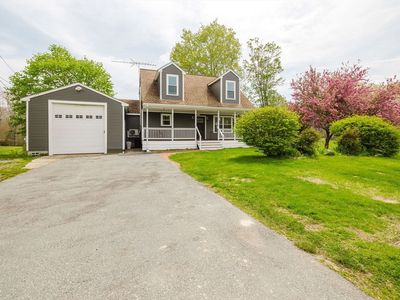 323 Warhurst Ave, Swansea, MA, 02777