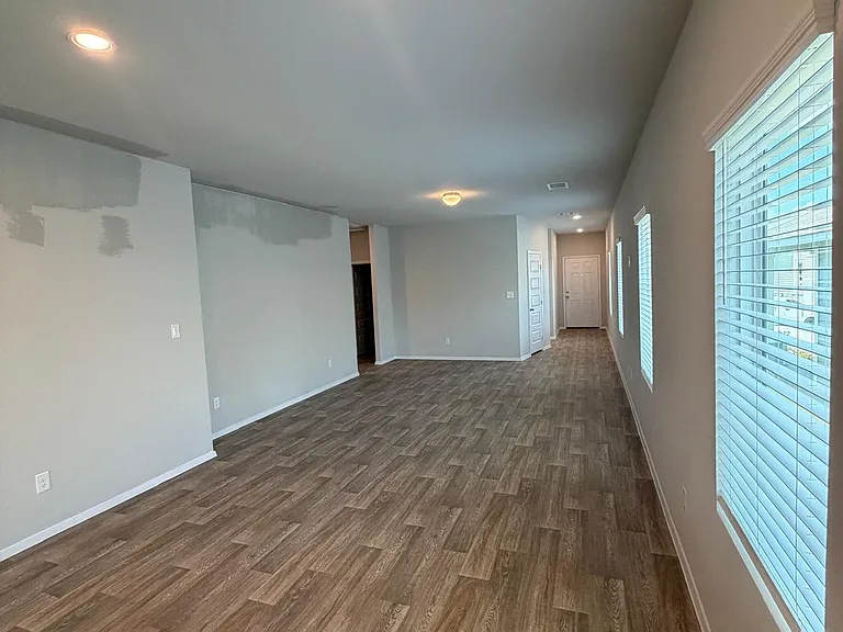 2701 Towy Rd — Photo 8