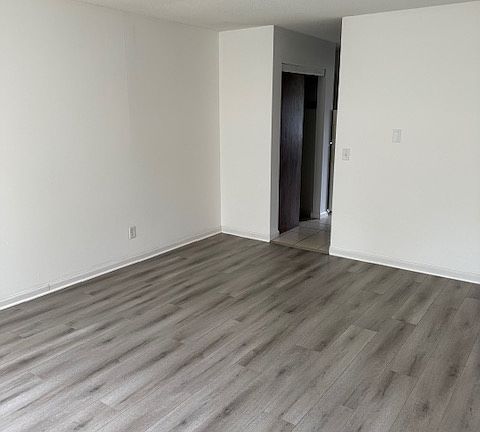 2nd image of 1201 Dixon Ave #G