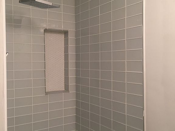 4th image of 14151 Red River Dr