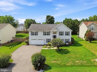 123 Fairfax Dr, Stephens City, VA 22655