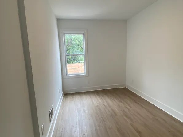 12 Claremont Avenue image 7 of 9