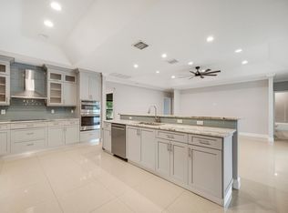 1465 SW Edinburgh Dr, Port Saint Lucie, FL 34953