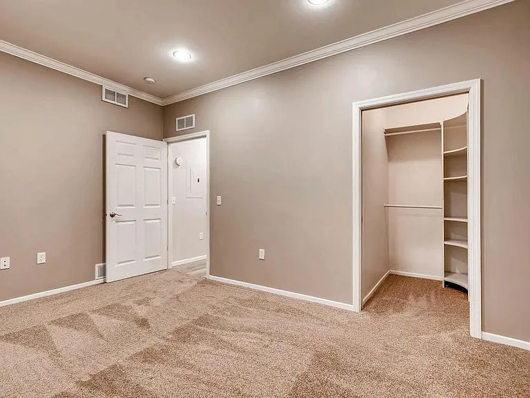 2412 Harriet Ave #101 — Photo 7