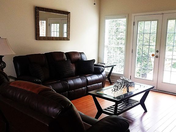 3rd image of 188 Lee Road 2083