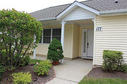1st image of 177 Goldfinch Dr