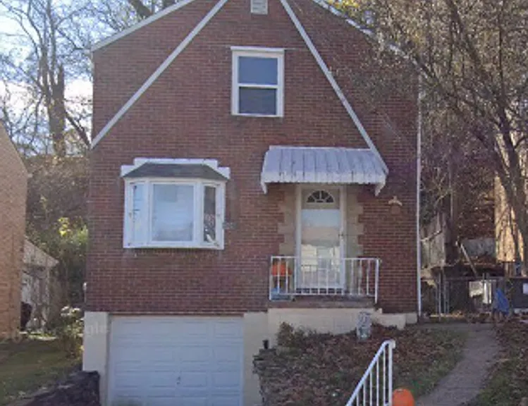 206 E Garden Rd — Photo 1