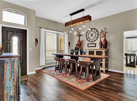 5th image of 4408 Barwyn Ln