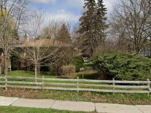372 Parkview Ave, Toronto, ON M2N 3Z5