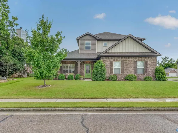 14005 Round Up Rd, Huntsville, AL 35801