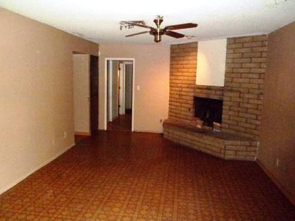 3rd image of 5220 W Cinnabar Ave