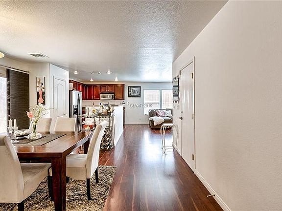 4th image of 571 Swiss Cottage Ave