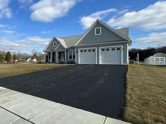 2nd image of 56 Thornwood Dr